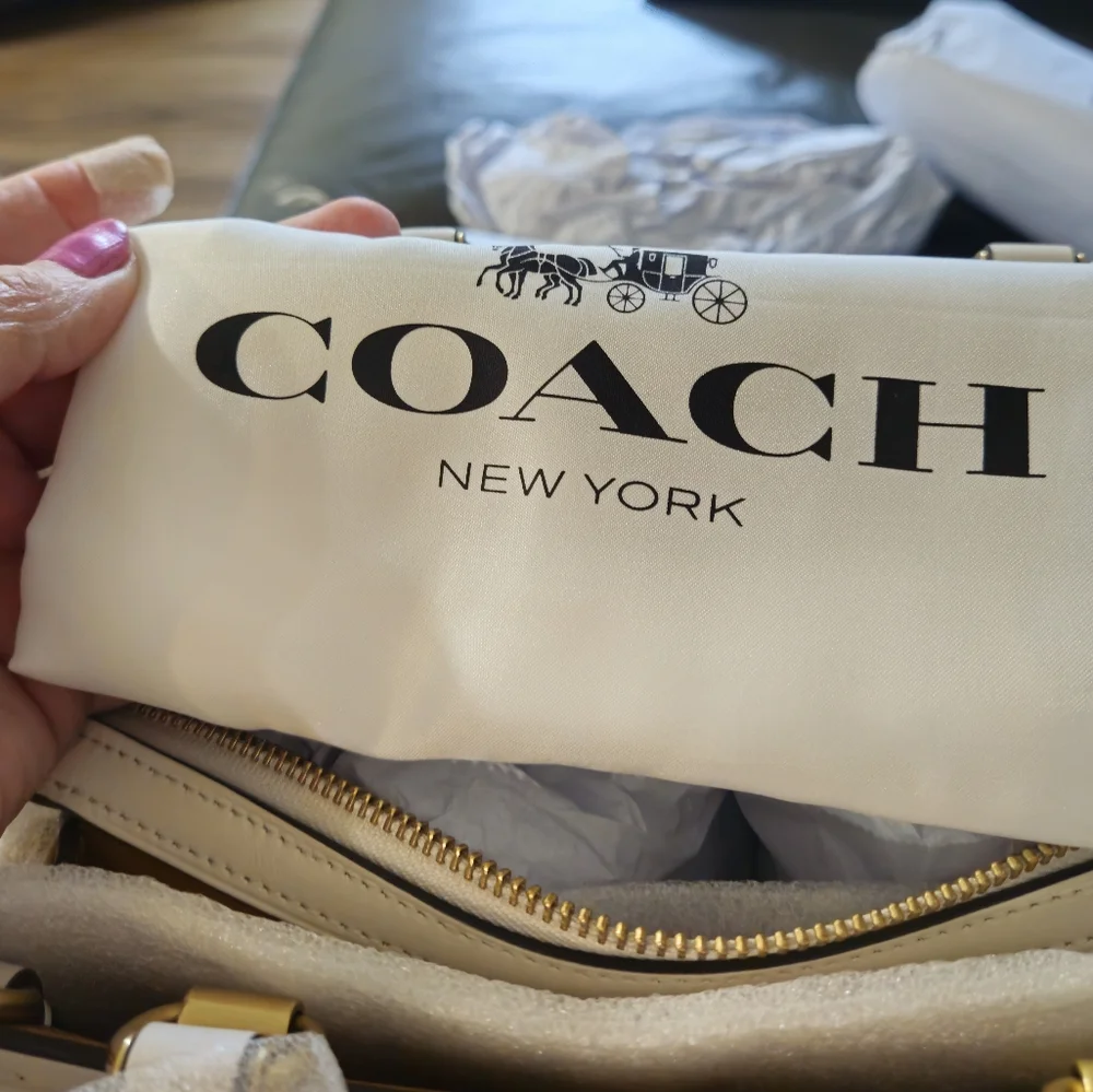 COACH NWT Rogue 25 Leather Satchel Sketch Print New York Chalk